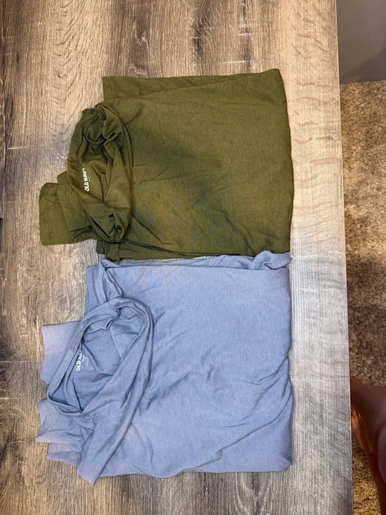 Old Navy Tops - Old Navy Olive Green & Gray Mock Neck tees